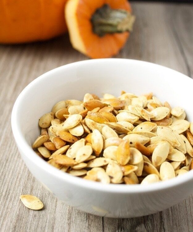 Truffle Roasted Pumpkin Seeds // The Stylist Quo