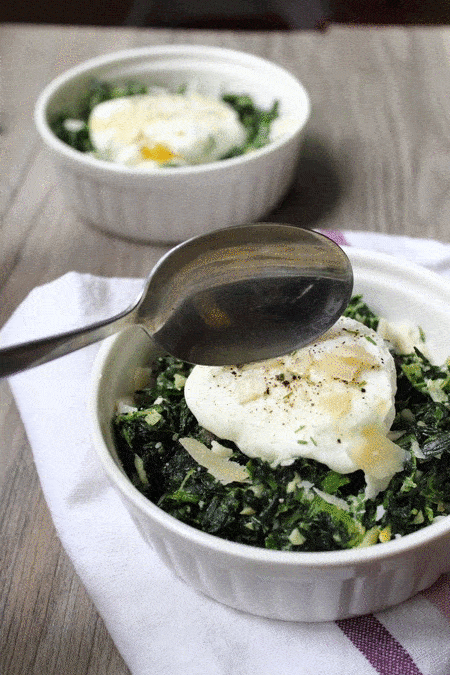 Italian Spinach with a Poached Egg // The Stylist Quo