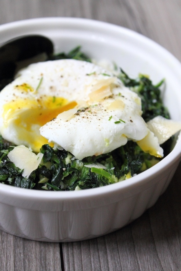 Italian Spinach with a Poached Egg // The Stylist Quo