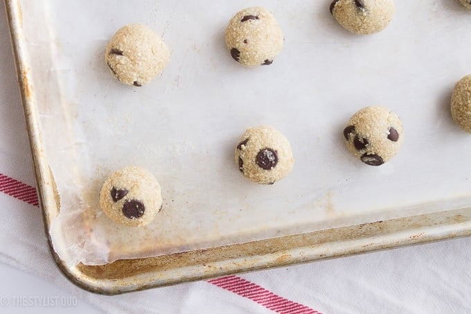 Raw Cookie Dough Balls // The Stylist Quo