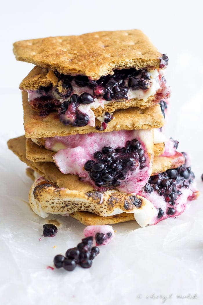 Blackberry white chocolate smores are the ultimate summer treat. Ripe blackberries, melty white chocolate, toasted marshmallow, & buttery graham crackers. 