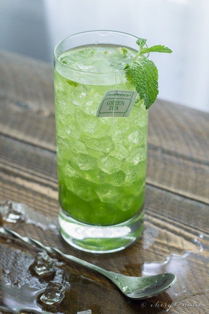 Matcha Mojito. Full of antioxidants and.. rum. Yum!