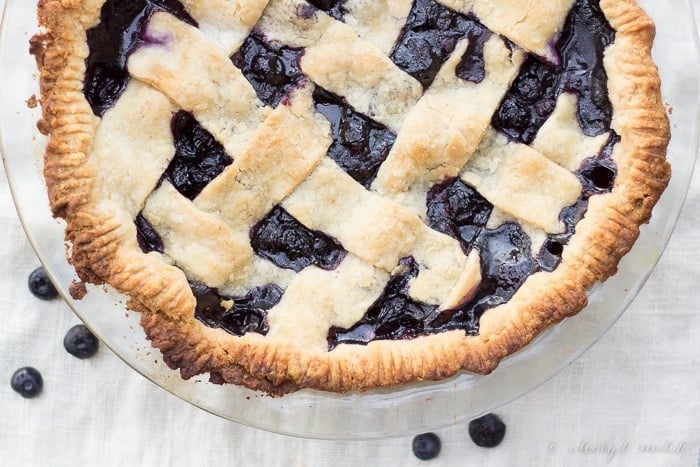 Blueberry Pie [Vegan] - make use of in season blueberries with a classic blueberry pie. Simple, sweet, a bit rustic, and totally vegan!