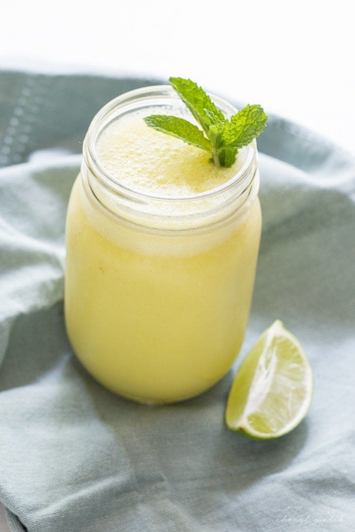 Mango Mojito Smoothie - 40 Aprons