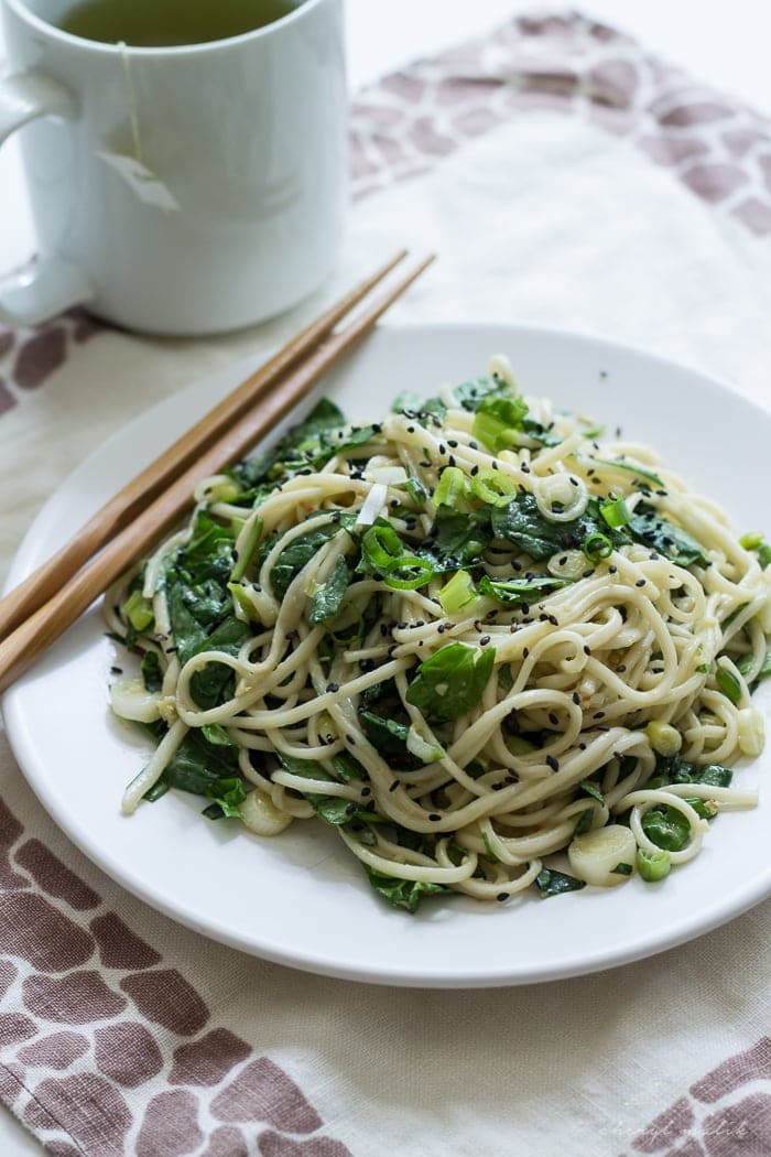 Peanut Spinach Udon. These noodles are perfect for lunch and are great warm, room temp, AND cold. Vegan & gluten-free option