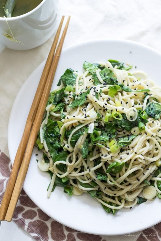 Peanut Spinach Udon (Vegan) - 40 Aprons