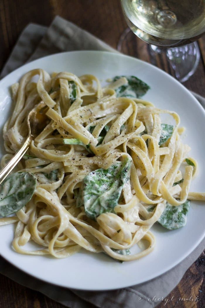 Vegan Alfredo Sauce - 40 Aprons