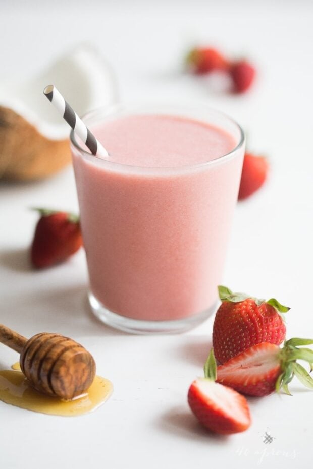 Strawberries and Cream Smoothie 40 Aprons