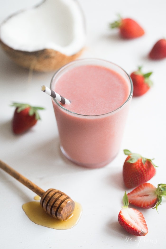 Strawberries and cream smoothie: 3 simple ingredients blend together for a perfectly rich, indulgent smoothie. 40 Aprons