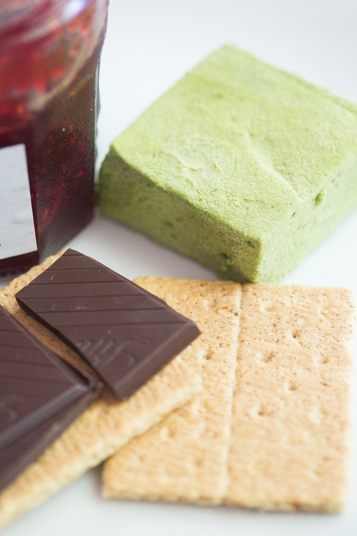 Matcha raspberry dark chocolate smores! Yes.. just as epic as they sound. /// 40 Aprons