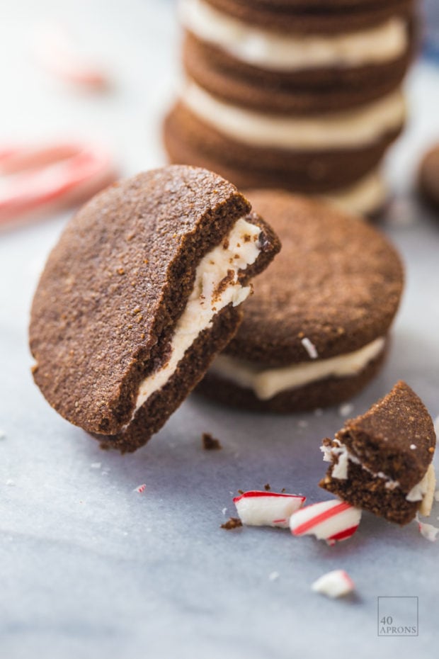 Paleo Peppermint Oreos. The perfect paleo Christmas cookies, these paleo Oreos are delicious. And who doesn't love peppermint Oreos?! Dairy-free, grain-free, and no processed sugar!