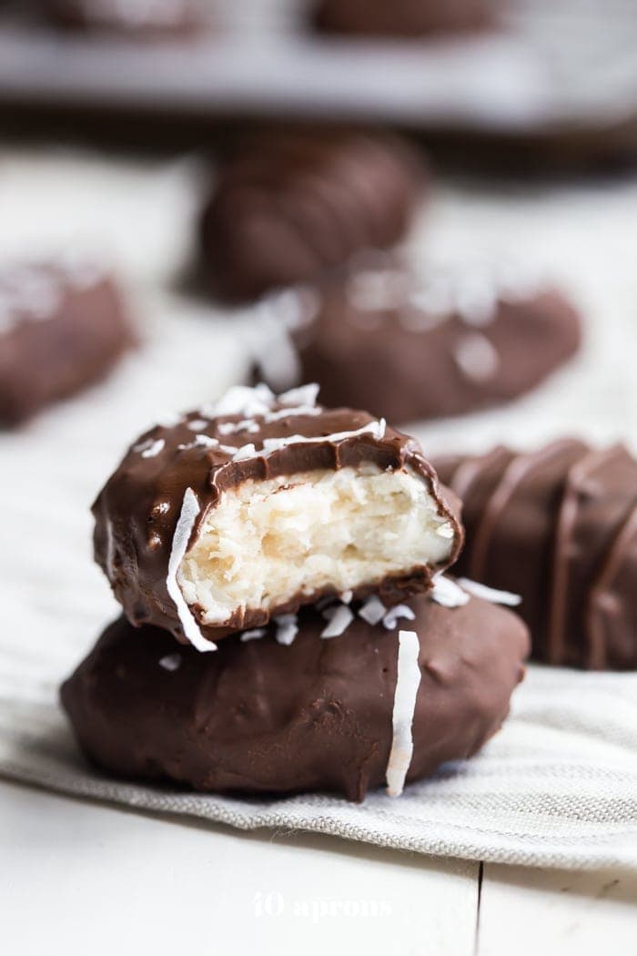 These paleo coconut cream eggs are the perfect paleo Easter treats. Rich and sweet, these vegan Easter eggs are made with only healthy ingredients. Easter is definitely better with paleo coconut cream eggs, right? You'll love these paleo Easter treats because they're simple but delicious!