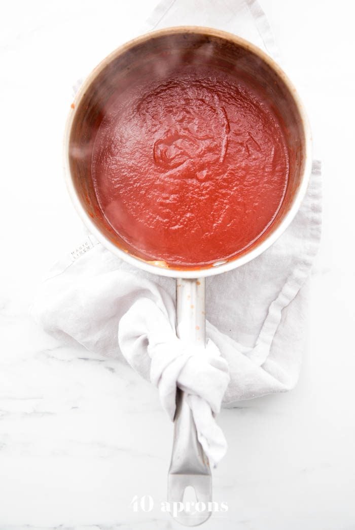 Saucepan of Whole30 ketchup