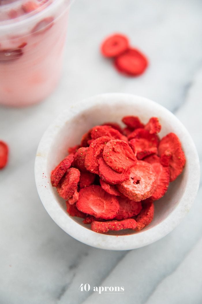 Freeze-dried strawberries for healthy pink drink