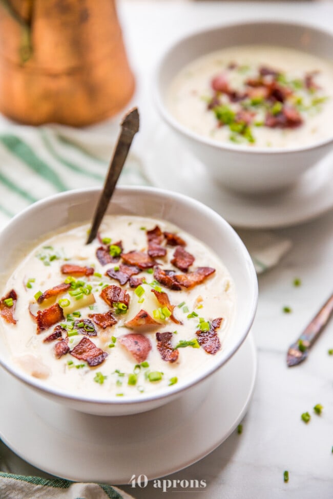 Healthy Creamy Clam Chowder (Whole30, Paleo, Dairy Free) - 40 Aprons