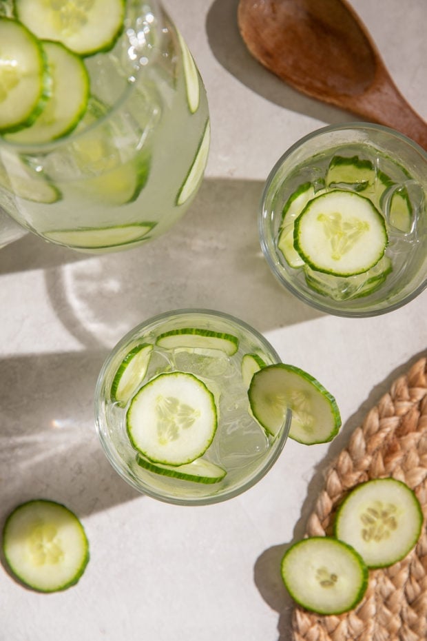 Cucumber Water (with Flavor Variations) 40 Aprons