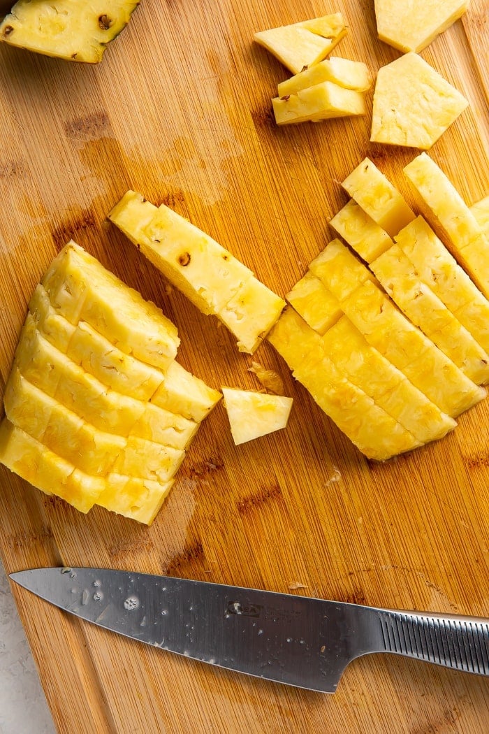 Pineapple cut into slices
