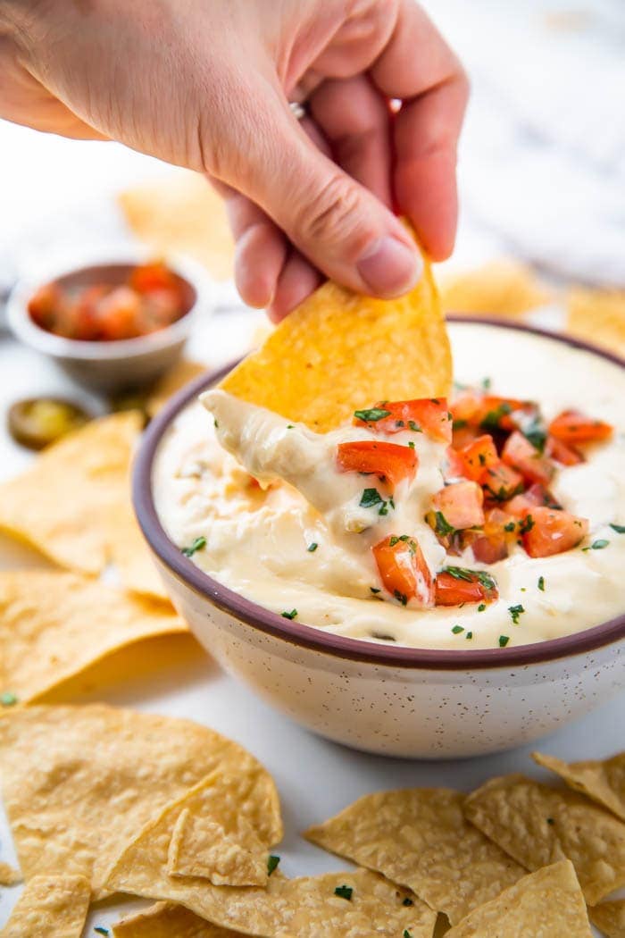 https://40aprons.com/wp-content/uploads/2020/12/EHR-crockpot-queso-dip-1-1.jpg