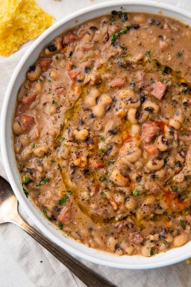 The Best EVER Instant Pot Black Eyed Peas