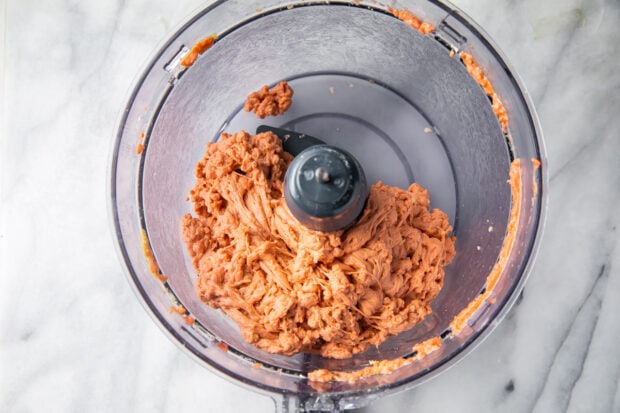 Ingredients for homemade seitan in a food processor