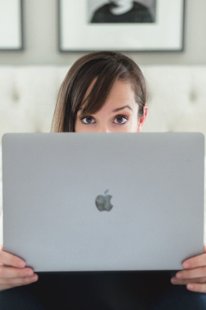 Food blogger with Apple laptop