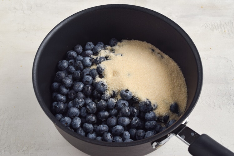 Blueberry Jam Process Photo 1