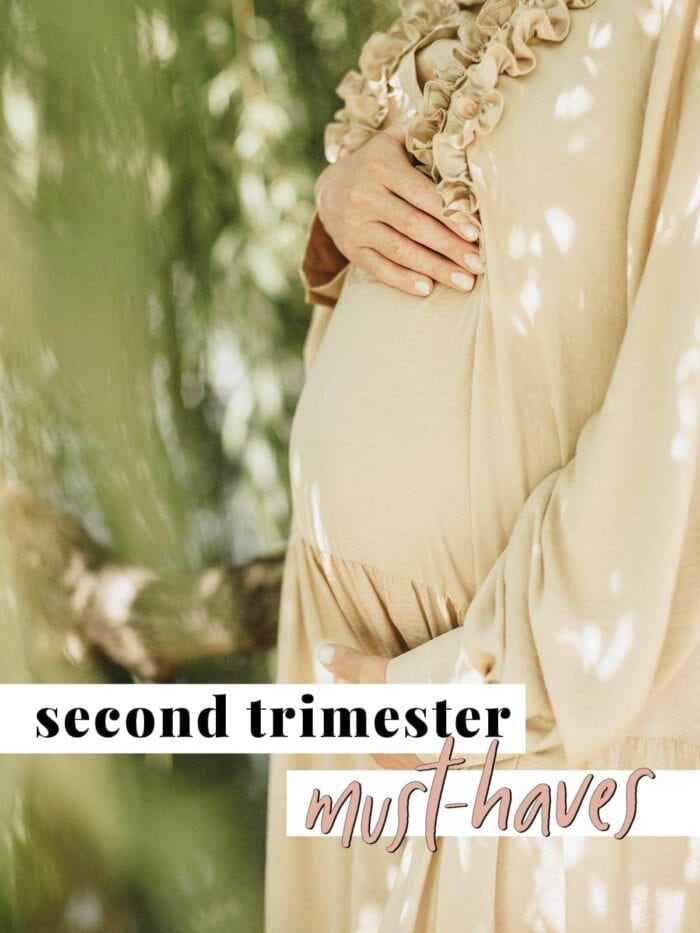Graphic for second trimester must-haves post