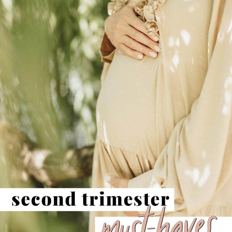 Graphic for second trimester must-haves post