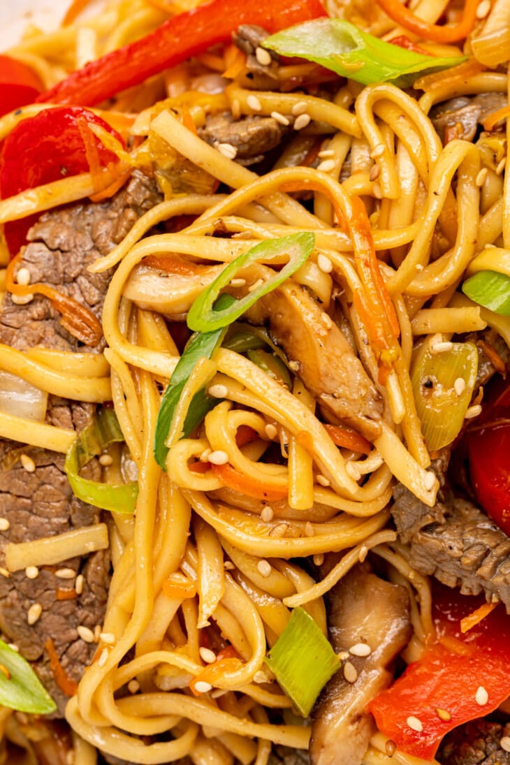 Beef Lo Mein - 40 Aprons