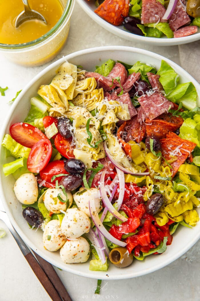 Antipasto Salad {Easy & Low Carb} –