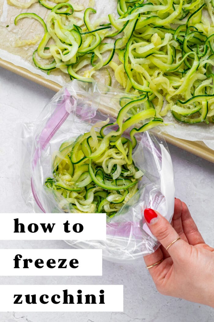 Pin graphic for how to freeze zucchini