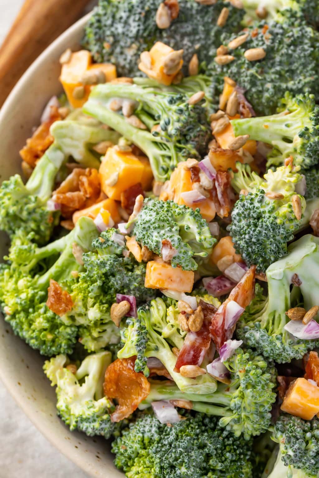 Keto Broccoli Salad (Low Carb, No Added Sugar) - 40 Aprons