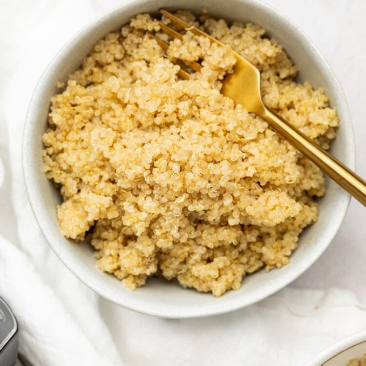 instant pot quinoa in a bowl with a fork