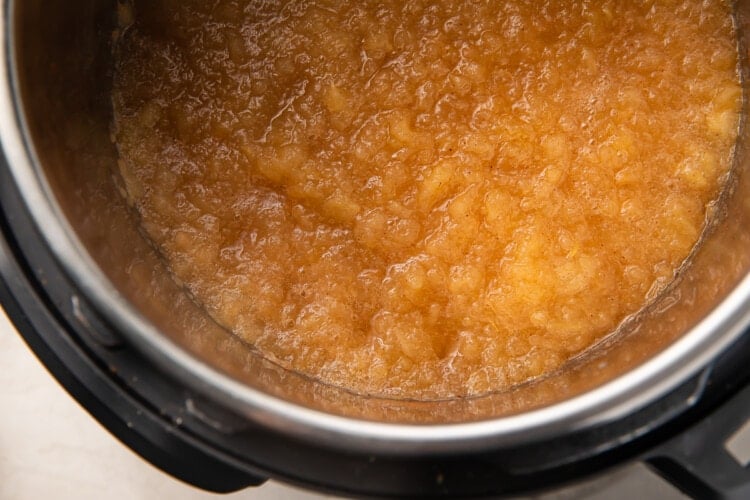 Mashed applesauce in Instant Pot