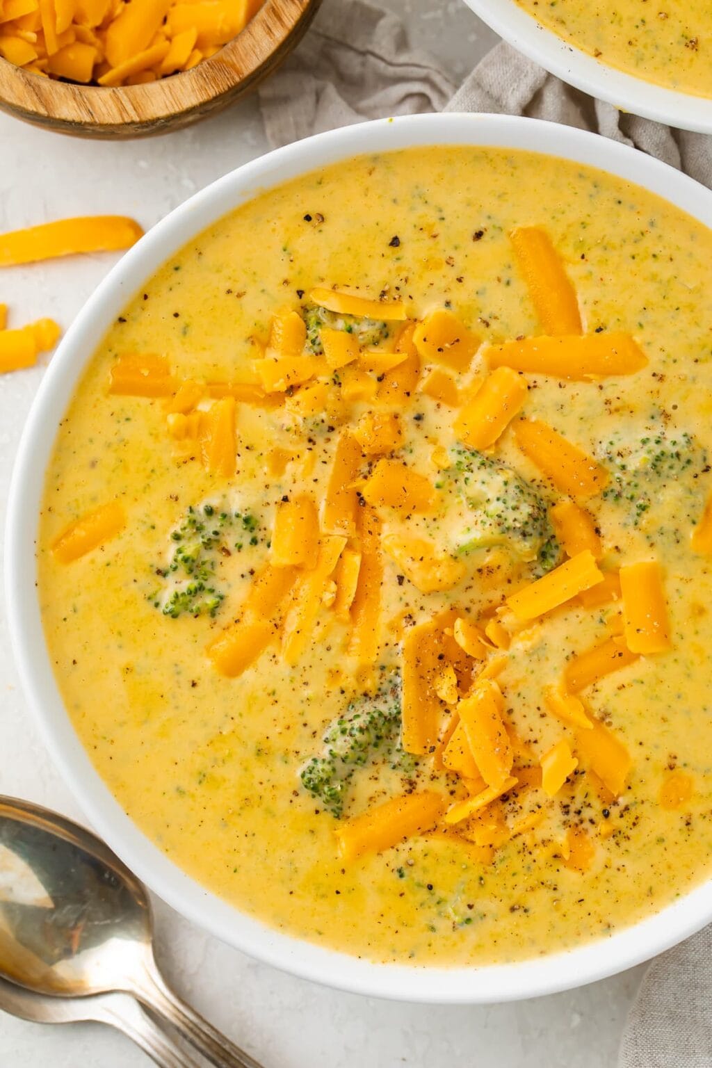 Keto Broccoli Cheese Soup (Low Carb, Gluten Free) 40 Aprons