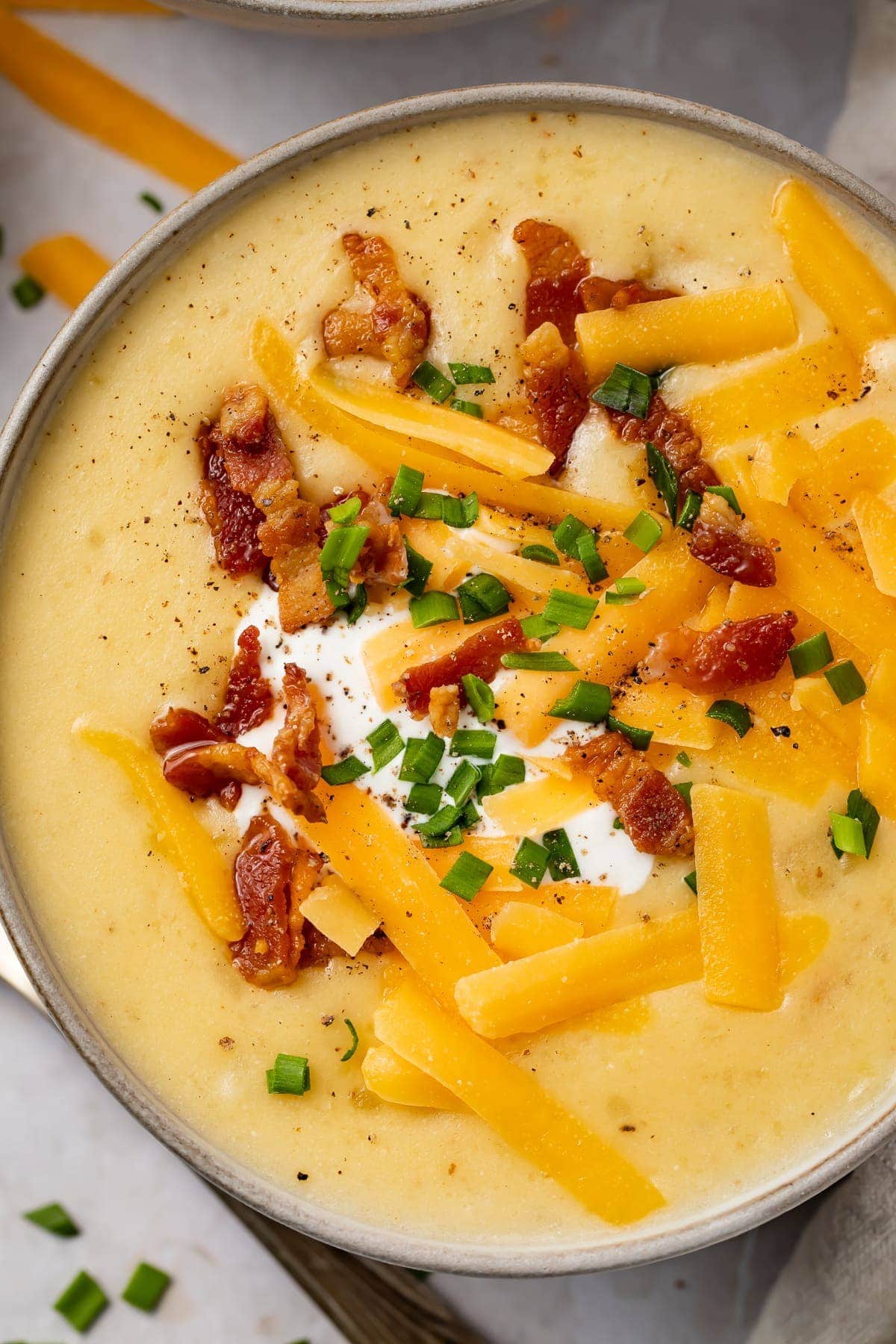 https://40aprons.com/wp-content/uploads/2021/12/instant-pot-potato-soup-5.jpg