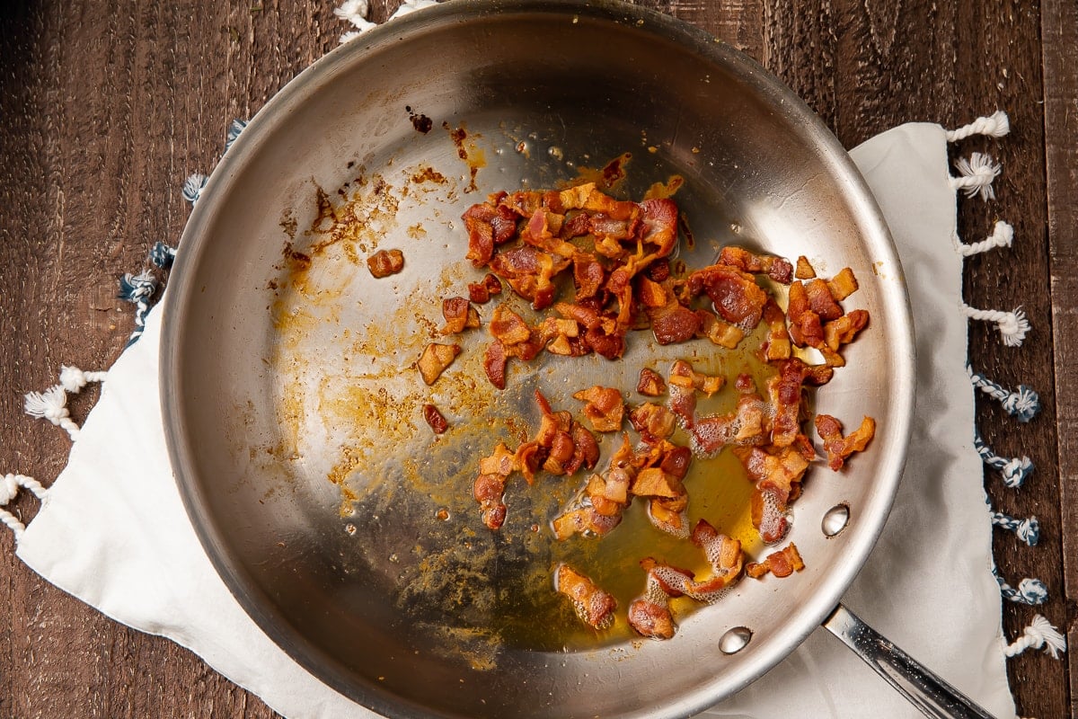 Creamy Whole30 Bacon Mushroom Chicken Thighs with Thyme (Paleo)