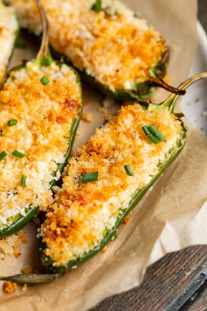 close-up image of air fryer jalapeño poppers on a plate