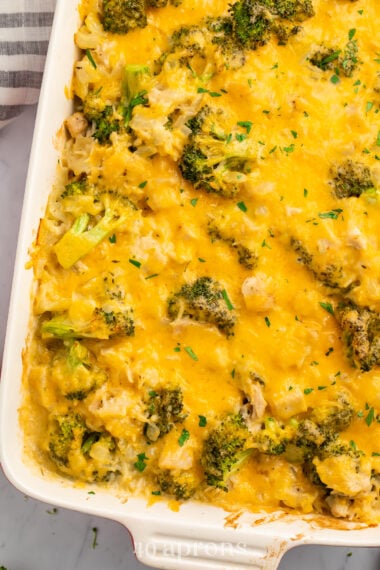 Cheesy Chicken Broccoli Rice Casserole - 40 Aprons