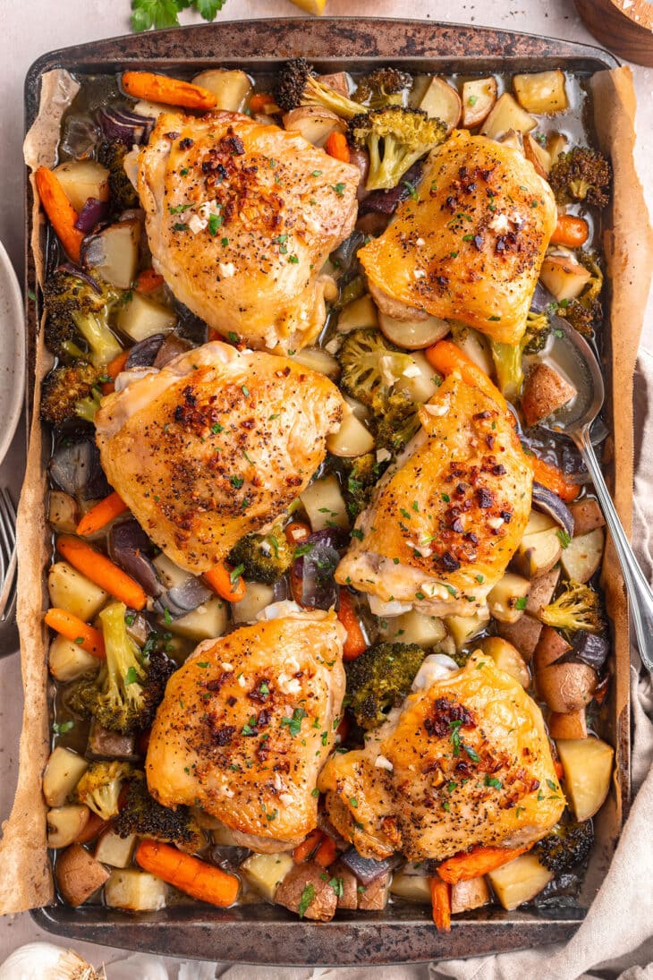 One Pan Chicken and Veggies - 40 Aprons