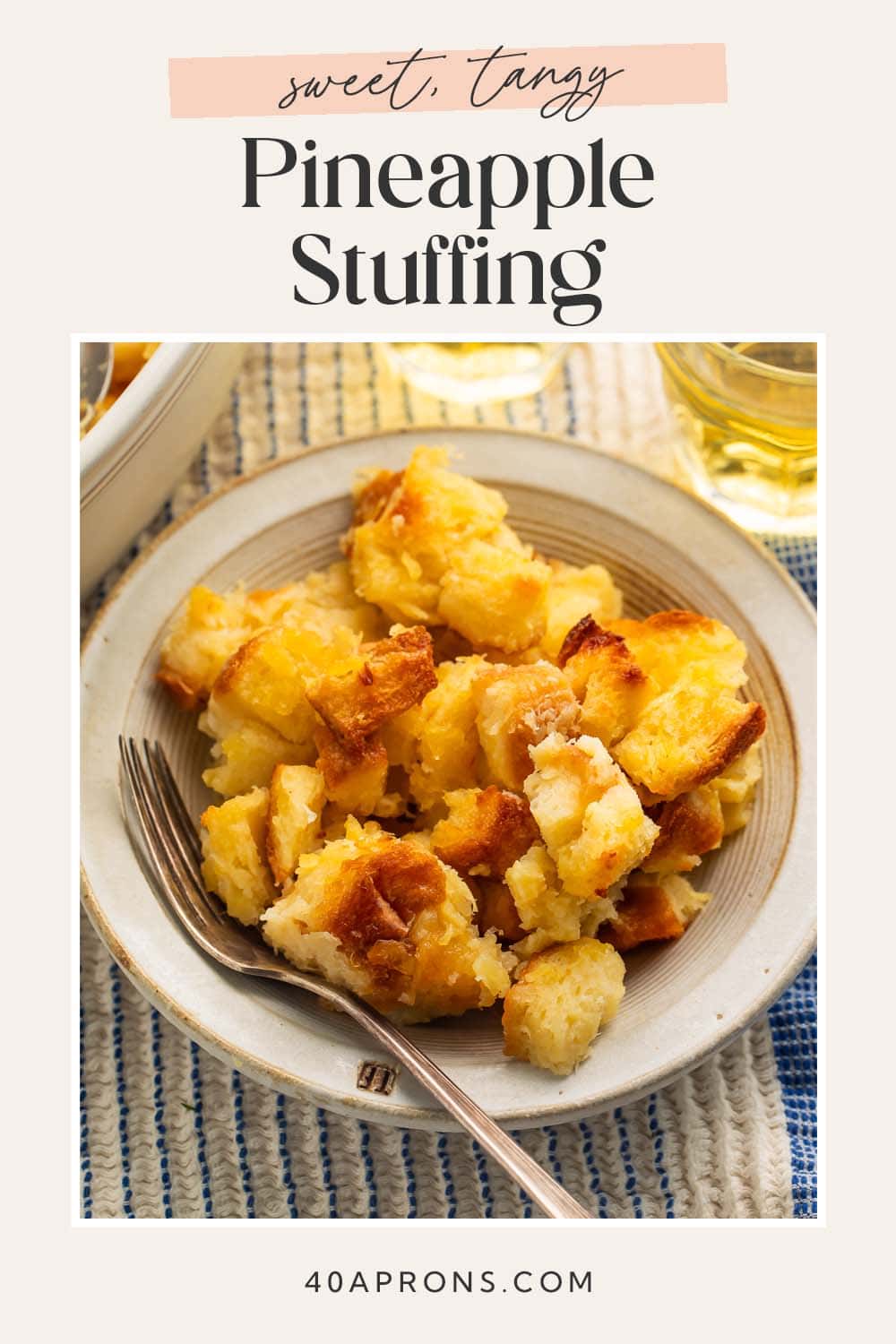 Pin graphic for pineapple stuffing.